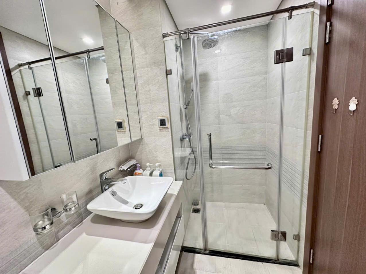 Luxury Apartment In Vinhomes Metropolis Hanoi Eksteriør bilde
