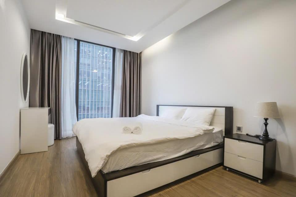Luxury Apartment In Vinhomes Metropolis Hanoi Eksteriør bilde